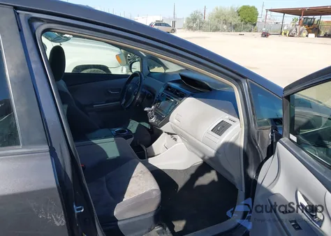 2017 Toyota Prius V Three из США, поврежденный, VIN JTDZN3EU2HJ061023